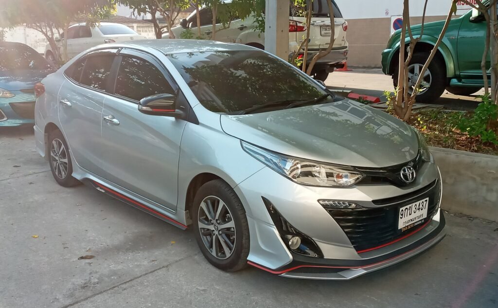 Toyota Yaris o similar